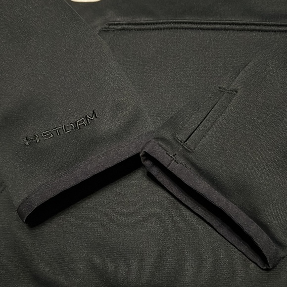 UNDER ARMOUR SWEATSHIRT - Picture 7 of 7